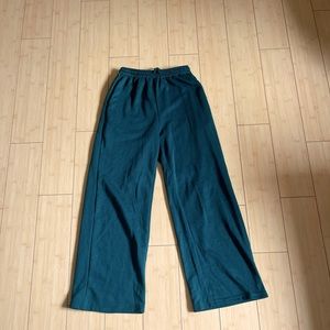 Green Wide leg pants